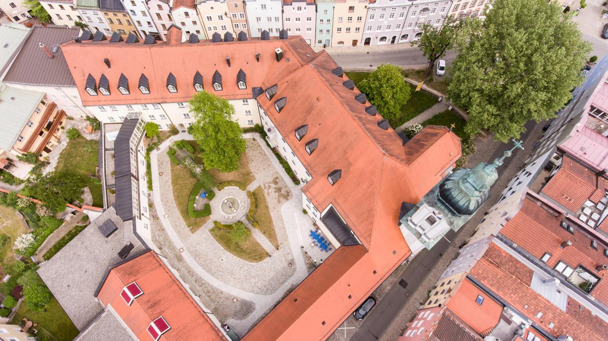 Готель Haus Der Begegnung Heilig Geist Бурґгаузен Екстер'єр фото